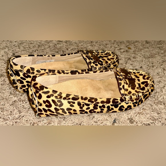 Women’s Vionic Animal Print Women's Loafers Size 7 - Picture 2 of 9
